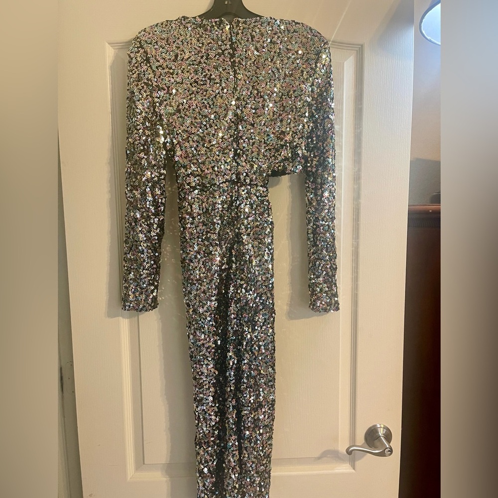 NWT, ASTR The Label size small sequin gown, with cut away waist. - Picture 2 of 7